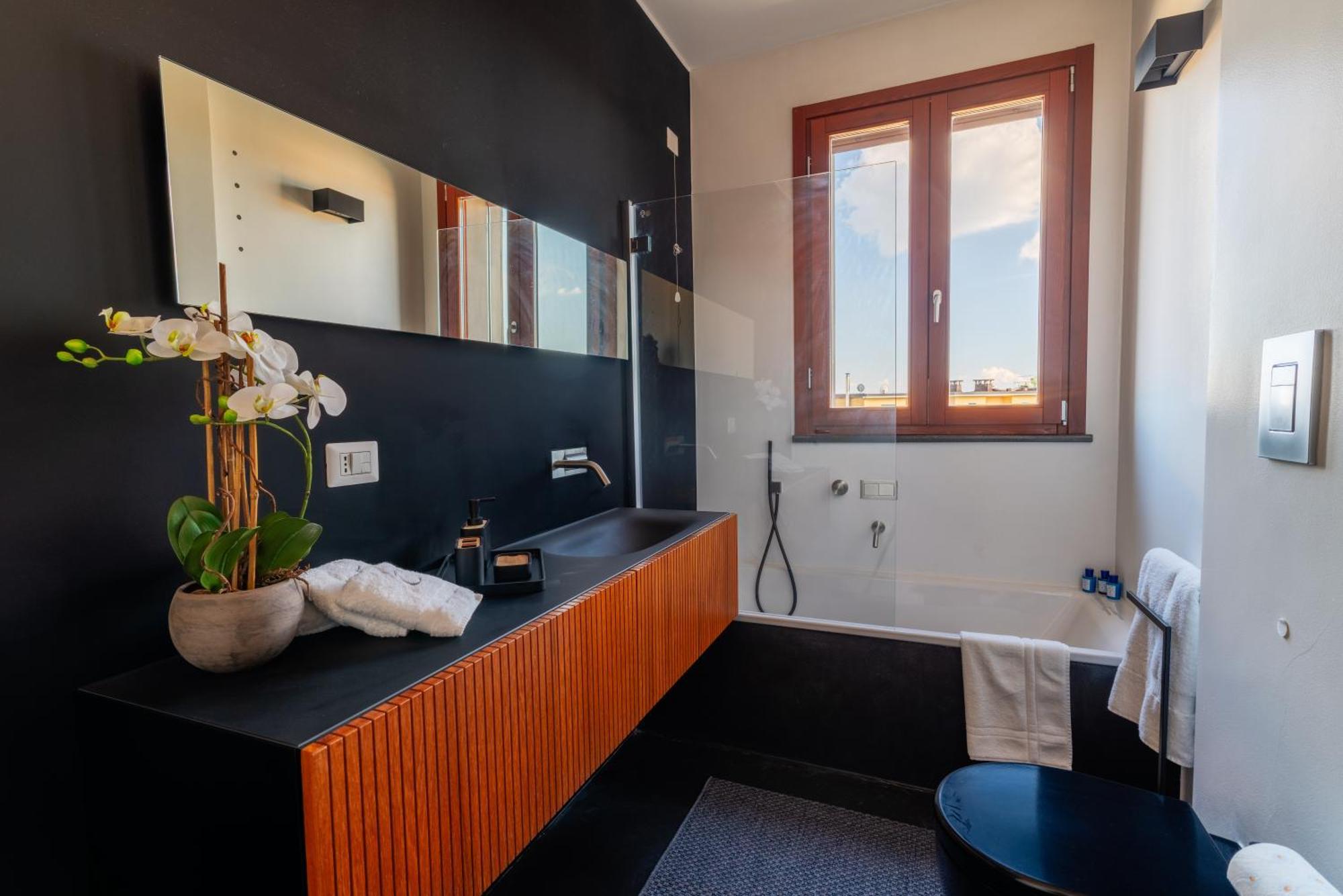 Fiftyfive-One Zuretti Aparthotel Milánó Kültér fotó